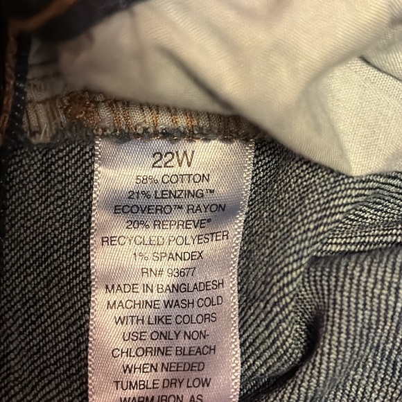 ANA High-Rise Flare Dark Denim Jeans - Picture 6 of 6